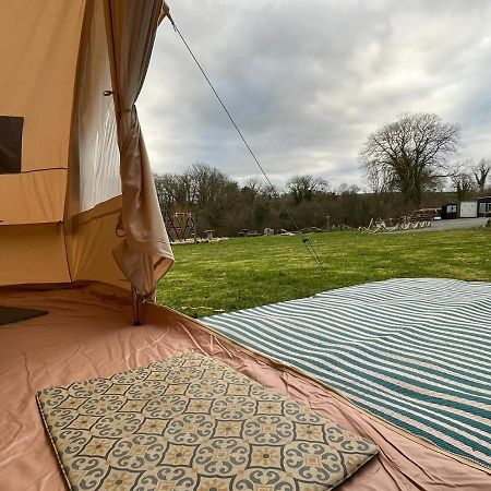 1 Glamping Tent With Kitchen & Electric On Small Family Campsite, No Bedding Supplied Нарберт Екстер'єр фото